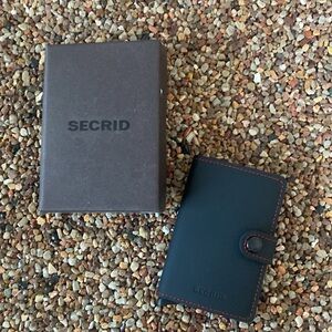 Secrid Wallet ~ Miniwallet Matte Black & Red